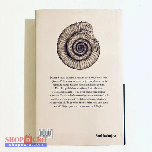 David Attenborough – Život Na Našem Planetu Book cover with a spiral shell illustration and text on a beige background