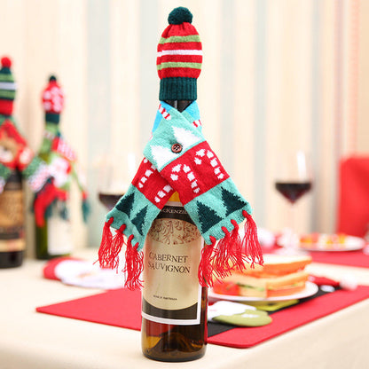 Christmas Bottle Cover – Knitted Scarf & Hat Set (Candy Cane)